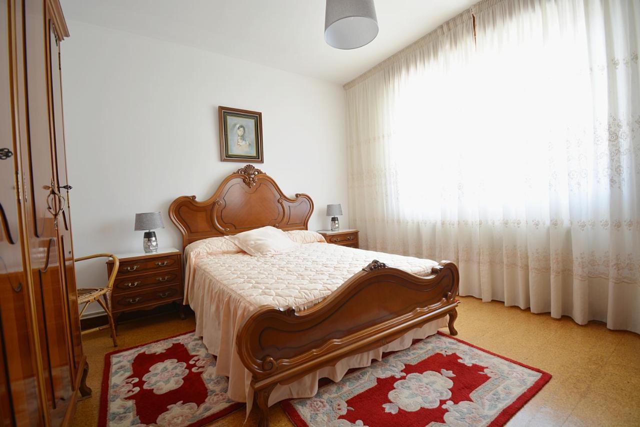 Casa Con Jardin En Vilanova De Arousa Pontevedra Exteriör bild